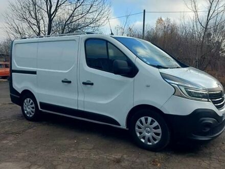 Белый Рено Трафик, объемом двигателя 2 л и пробегом 185 тыс. км за 17300 $, фото 1 на Automoto.ua