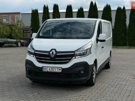 Білий Рено Трафік, об'ємом двигуна 2 л та пробігом 178 тис. км за 17000 $, фото 1 на Automoto.ua
