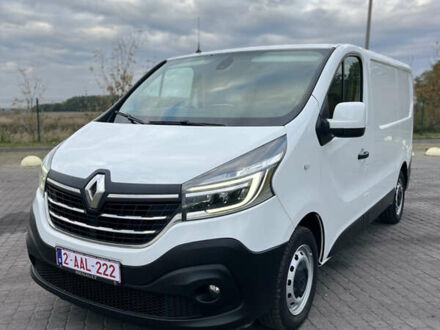 Белый Рено Трафик, объемом двигателя 2 л и пробегом 201 тыс. км за 16200 $, фото 1 на Automoto.ua