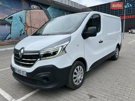 Белый Рено Трафик, объемом двигателя 2 л и пробегом 177 тыс. км за 16499 $, фото 1 на Automoto.ua