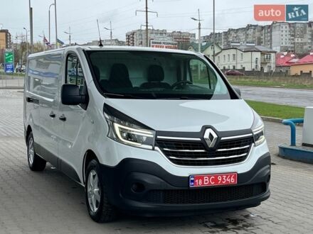 Белый Рено Трафик, объемом двигателя 2 л и пробегом 205 тыс. км за 17500 $, фото 1 на Automoto.ua