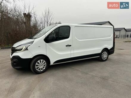 Белый Рено Трафик, объемом двигателя 2 л и пробегом 189 тыс. км за 17900 $, фото 1 на Automoto.ua