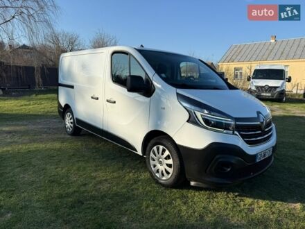 Белый Рено Трафик, объемом двигателя 2 л и пробегом 172 тыс. км за 16900 $, фото 1 на Automoto.ua