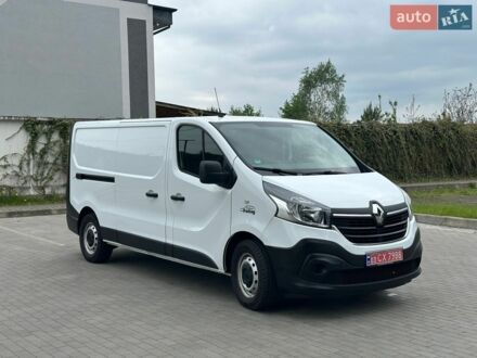 Белый Рено Трафик, объемом двигателя 2 л и пробегом 92 тыс. км за 18500 $, фото 1 на Automoto.ua