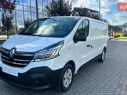 Белый Рено Трафик, объемом двигателя 2 л и пробегом 14 тыс. км за 21700 $, фото 1 на Automoto.ua