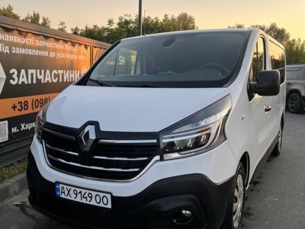 Белый Рено Трафик, объемом двигателя 2 л и пробегом 260 тыс. км за 437 $, фото 1 на Automoto.ua