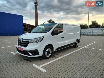 Білий Рено Трафік, об'ємом двигуна 2 л та пробігом 275 тис. км за 19300 $, фото 1 на Automoto.ua