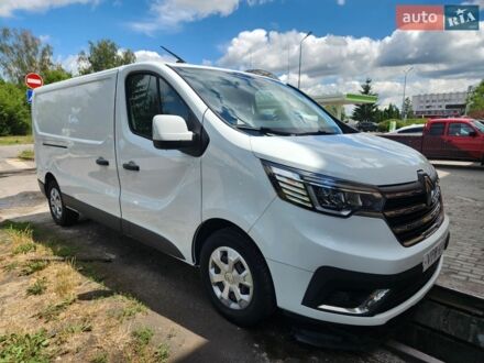 Белый Рено Трафик, объемом двигателя 2 л и пробегом 140 тыс. км за 20500 $, фото 1 на Automoto.ua