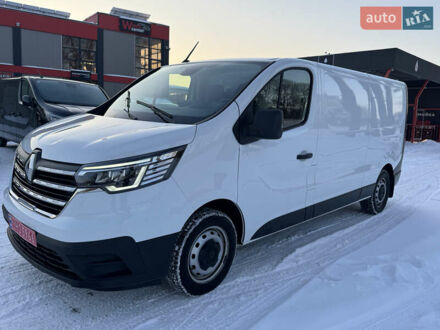 Білий Рено Трафік, об'ємом двигуна 2 л та пробігом 200 тис. км за 21200 $, фото 1 на Automoto.ua