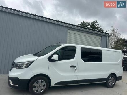 Белый Рено Трафик, объемом двигателя 2 л и пробегом 210 тыс. км за 25300 $, фото 1 на Automoto.ua