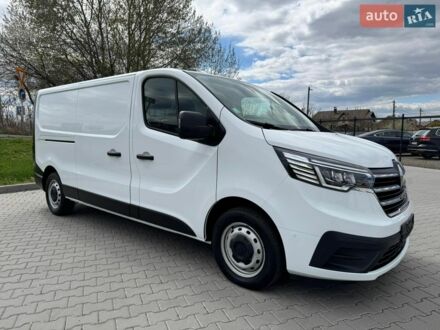 Белый Рено Трафик, объемом двигателя 2 л и пробегом 41 тыс. км за 25200 $, фото 1 на Automoto.ua