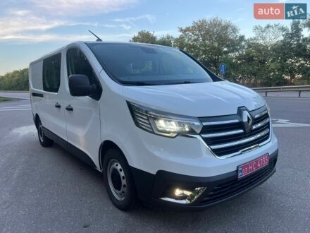 Білий Рено Трафік, об'ємом двигуна 2 л та пробігом 65 тис. км за 29650 $, фото 1 на Automoto.ua