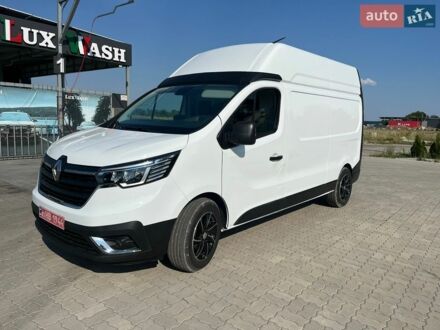 Білий Рено Трафік, об'ємом двигуна 2 л та пробігом 25 тис. км за 26600 $, фото 1 на Automoto.ua