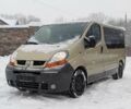 Бежевый Рено Трафик, объемом двигателя 2.5 л и пробегом 296 тыс. км за 3999 $, фото 1 на Automoto.ua