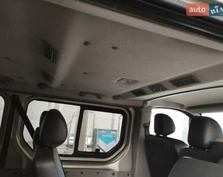 Бежевый Рено Трафик, объемом двигателя 2 л и пробегом 257 тыс. км за 13800 $, фото 7 на Automoto.ua