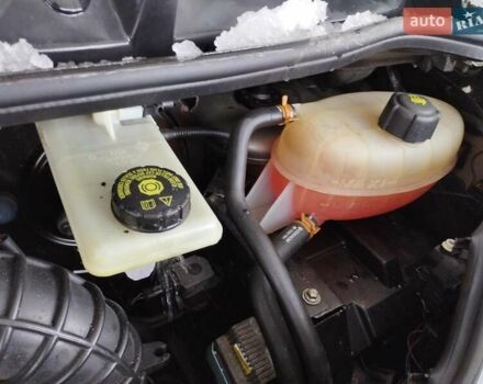 Бежевый Рено Трафик, объемом двигателя 2 л и пробегом 257 тыс. км за 13800 $, фото 18 на Automoto.ua