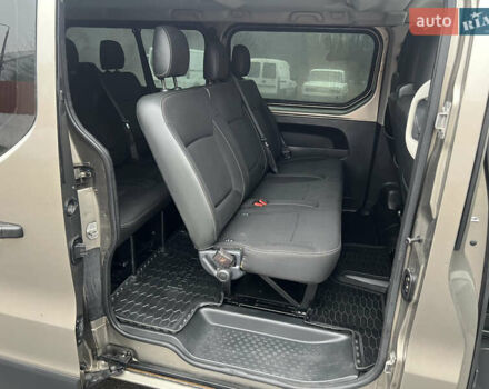 Бежевый Рено Трафик, объемом двигателя 1.6 л и пробегом 230 тыс. км за 16222 $, фото 20 на Automoto.ua