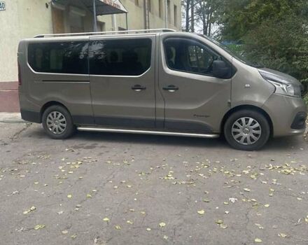 Бежевый Рено Трафик, объемом двигателя 1.6 л и пробегом 172 тыс. км за 15500 $, фото 3 на Automoto.ua