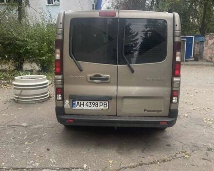 Бежевый Рено Трафик, объемом двигателя 1.6 л и пробегом 172 тыс. км за 15500 $, фото 2 на Automoto.ua