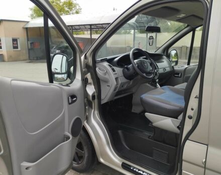 Бежевый Рено Трафик, объемом двигателя 2 л и пробегом 257 тыс. км за 13800 $, фото 5 на Automoto.ua