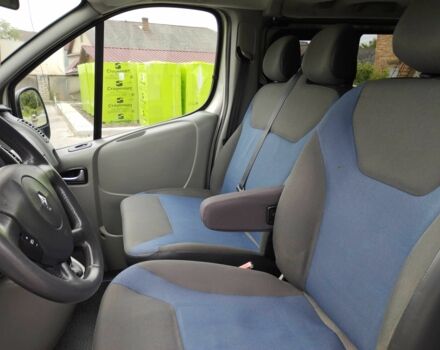 Бежевый Рено Трафик, объемом двигателя 2 л и пробегом 257 тыс. км за 13800 $, фото 8 на Automoto.ua