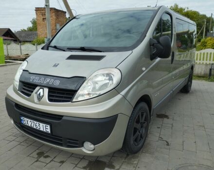 Бежевый Рено Трафик, объемом двигателя 2 л и пробегом 257 тыс. км за 13800 $, фото 2 на Automoto.ua