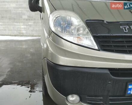 Бежевий Рено Трафік, об'ємом двигуна 2 л та пробігом 257 тис. км за 13800 $, фото 1 на Automoto.ua