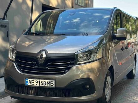 Бежевий Рено Трафік, об'ємом двигуна 1.6 л та пробігом 230 тис. км за 15400 $, фото 1 на Automoto.ua