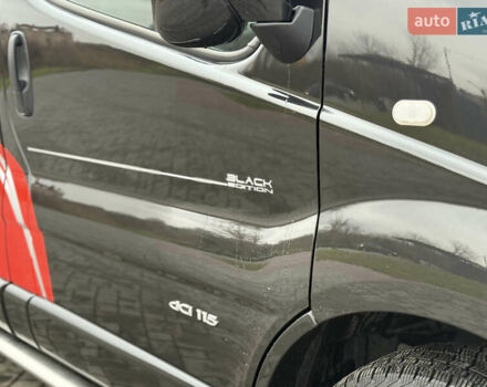 Чорний Рено Трафік, об'ємом двигуна 2 л та пробігом 301 тис. км за 12700 $, фото 5 на Automoto.ua