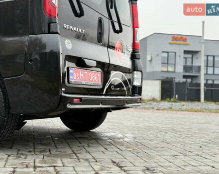 Чорний Рено Трафік, об'ємом двигуна 2 л та пробігом 301 тис. км за 12700 $, фото 10 на Automoto.ua