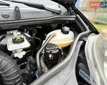 Чорний Рено Трафік, об'ємом двигуна 2 л та пробігом 301 тис. км за 12700 $, фото 24 на Automoto.ua