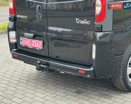 Чорний Рено Трафік, об'ємом двигуна 2 л та пробігом 255 тис. км за 13499 $, фото 21 на Automoto.ua