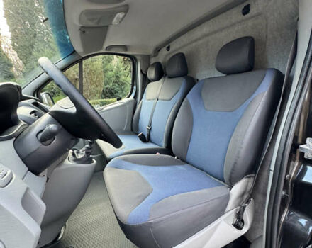 Чорний Рено Трафік, об'ємом двигуна 2 л та пробігом 255 тис. км за 13499 $, фото 44 на Automoto.ua