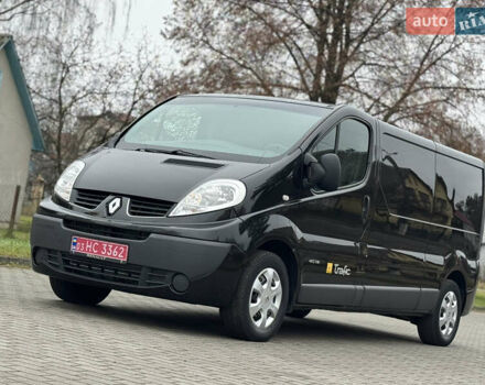 Чорний Рено Трафік, об'ємом двигуна 2 л та пробігом 255 тис. км за 13499 $, фото 4 на Automoto.ua