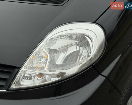 Чорний Рено Трафік, об'ємом двигуна 2 л та пробігом 255 тис. км за 13499 $, фото 34 на Automoto.ua