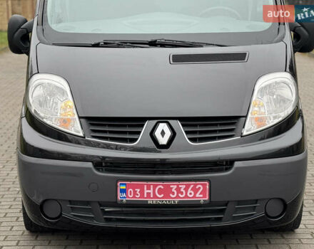 Чорний Рено Трафік, об'ємом двигуна 2 л та пробігом 255 тис. км за 13499 $, фото 9 на Automoto.ua