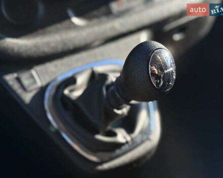 Черный Рено Трафик, объемом двигателя 1.6 л и пробегом 197 тыс. км за 13490 $, фото 26 на Automoto.ua