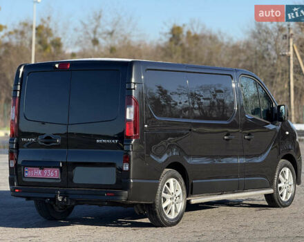 Черный Рено Трафик, объемом двигателя 1.6 л и пробегом 197 тыс. км за 13490 $, фото 8 на Automoto.ua