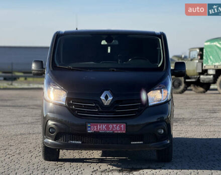 Черный Рено Трафик, объемом двигателя 1.6 л и пробегом 197 тыс. км за 13490 $, фото 1 на Automoto.ua