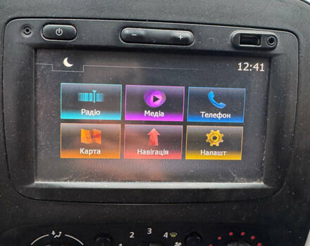 Черный Рено Трафик, объемом двигателя 1.6 л и пробегом 380 тыс. км за 17999 $, фото 7 на Automoto.ua