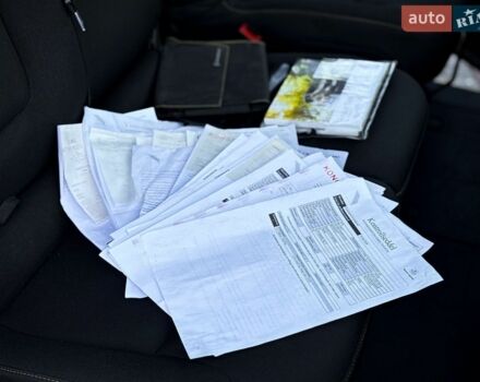 Черный Рено Трафик, объемом двигателя 1.6 л и пробегом 136 тыс. км за 16000 $, фото 48 на Automoto.ua