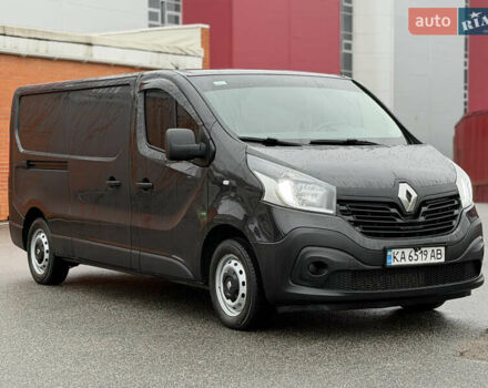 Черный Рено Трафик, объемом двигателя 1.6 л и пробегом 179 тыс. км за 15900 $, фото 2 на Automoto.ua