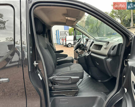 Черный Рено Трафик, объемом двигателя 1.6 л и пробегом 195 тыс. км за 14500 $, фото 18 на Automoto.ua