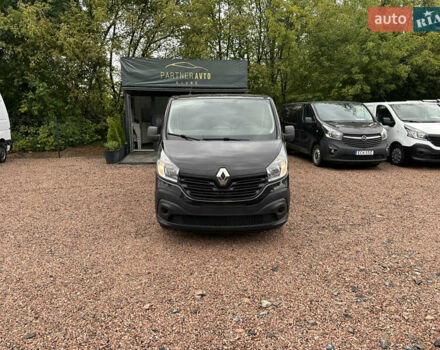 Черный Рено Трафик, объемом двигателя 1.6 л и пробегом 195 тыс. км за 14500 $, фото 1 на Automoto.ua