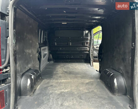 Черный Рено Трафик, объемом двигателя 1.6 л и пробегом 195 тыс. км за 14500 $, фото 22 на Automoto.ua