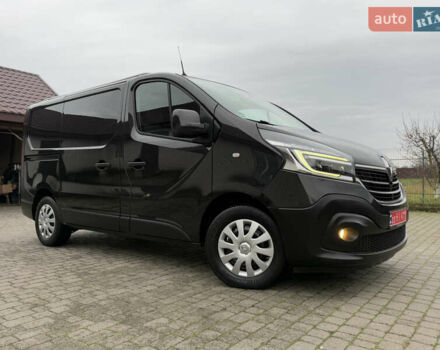 Черный Рено Трафик, объемом двигателя 2 л и пробегом 198 тыс. км за 21850 $, фото 12 на Automoto.ua
