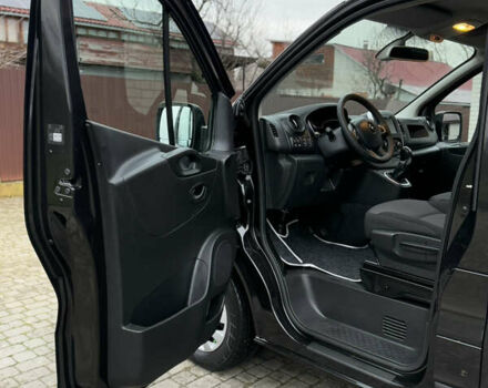 Черный Рено Трафик, объемом двигателя 2 л и пробегом 198 тыс. км за 21850 $, фото 59 на Automoto.ua