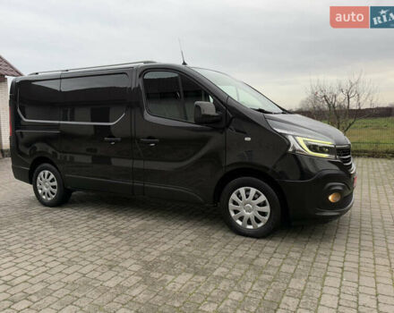 Черный Рено Трафик, объемом двигателя 2 л и пробегом 198 тыс. км за 21850 $, фото 152 на Automoto.ua