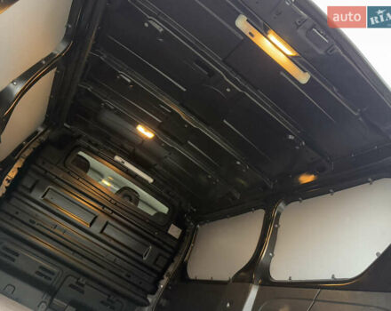 Черный Рено Трафик, объемом двигателя 2 л и пробегом 198 тыс. км за 21850 $, фото 111 на Automoto.ua
