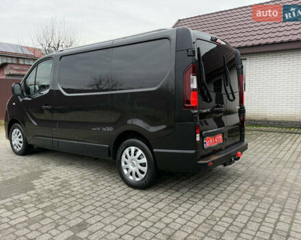 Черный Рено Трафик, объемом двигателя 2 л и пробегом 198 тыс. км за 21850 $, фото 22 на Automoto.ua